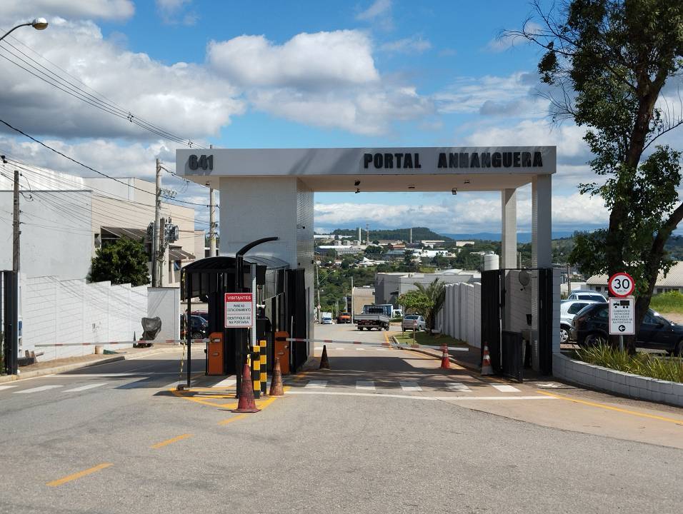 #40 - Galpão para Venda em Valinhos - SP