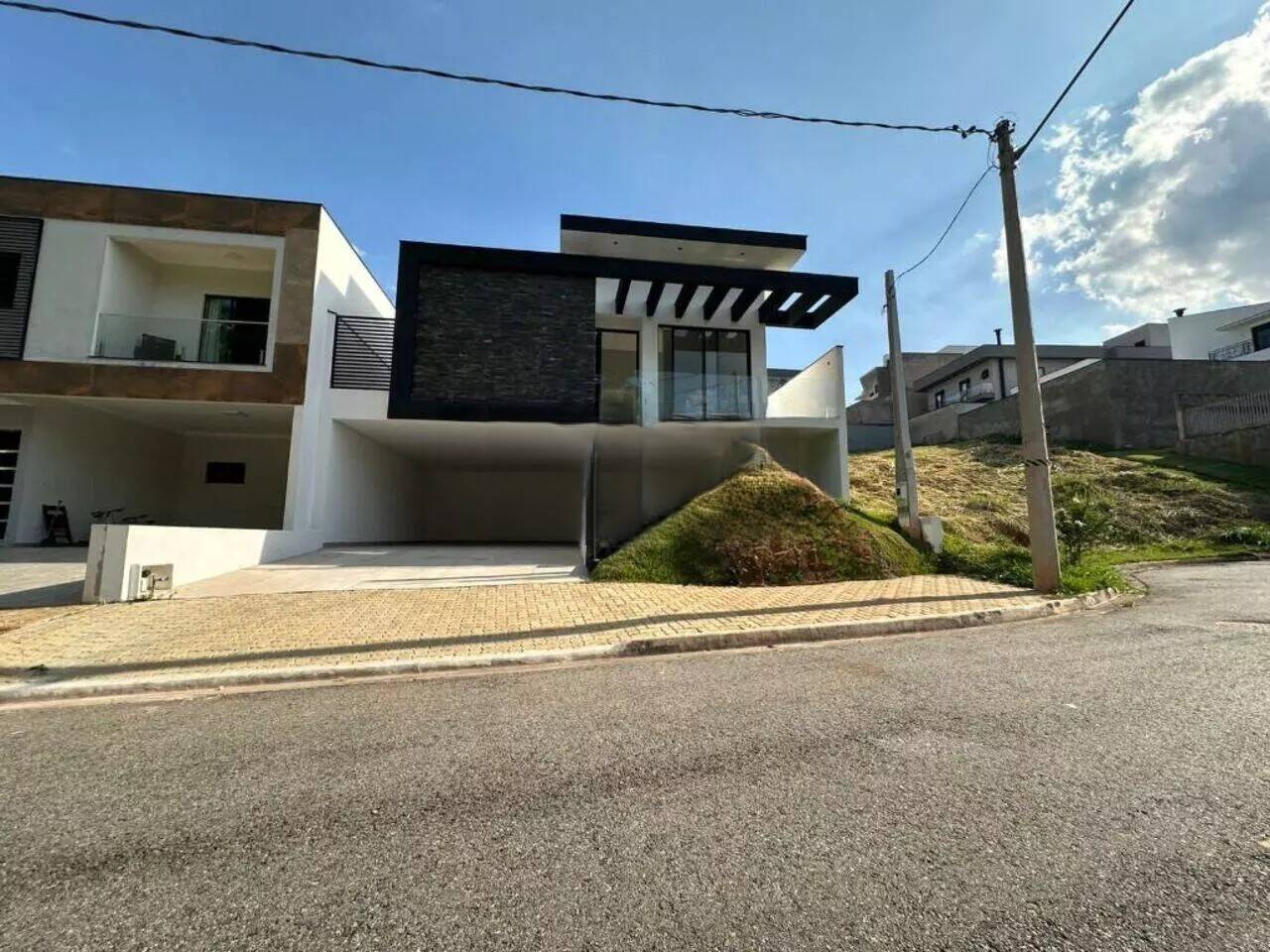 #59 - Casa em condomínio para Venda em Louveira - SP