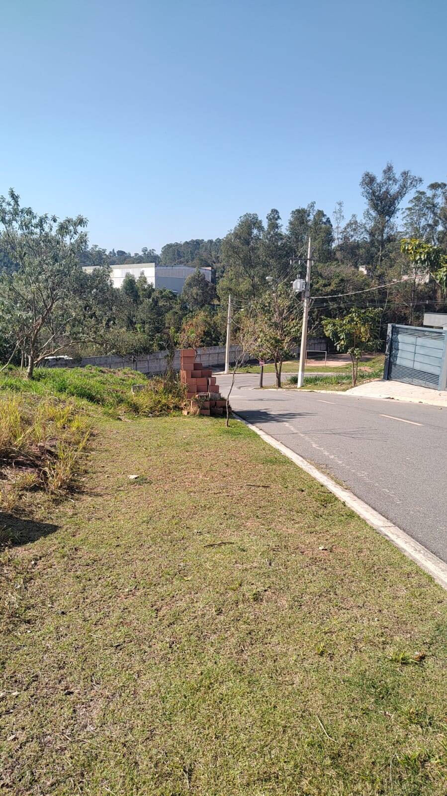 #74 - Terreno para Venda em Louveira - SP