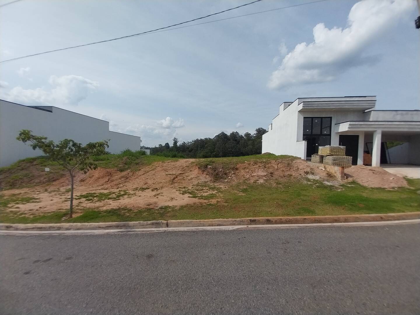 #83 - Área para Venda em Louveira - SP