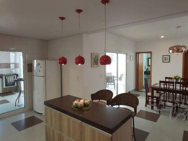 #11 - Casa em condomínio para Venda em Louveira - SP - 2
