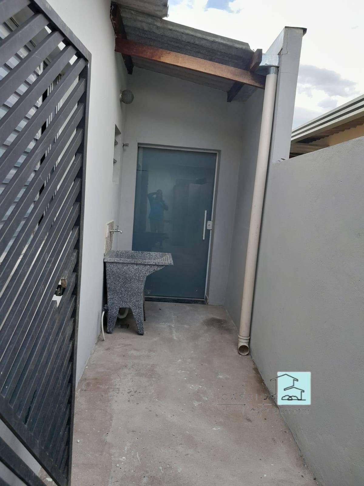 Casa para alugar com 1 quarto, 40m² - Foto 4