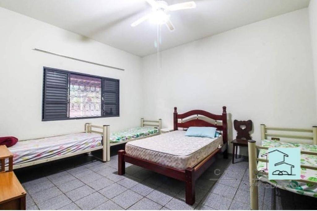 Chácara à venda com 4 quartos, 365m² - Foto 10