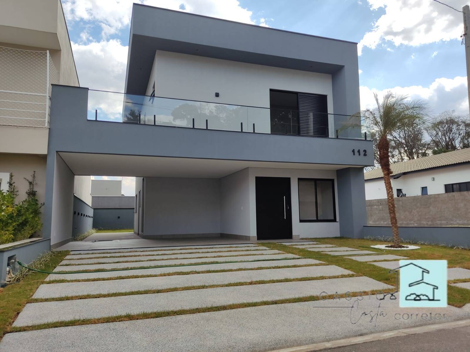 Casa, 3 quartos, 194 m² - Foto 1