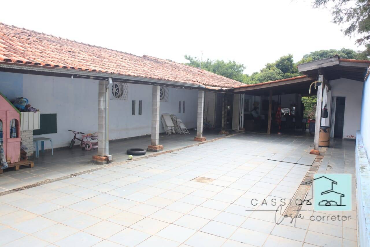 Chácara à venda com 3 quartos, 270m² - Foto 19