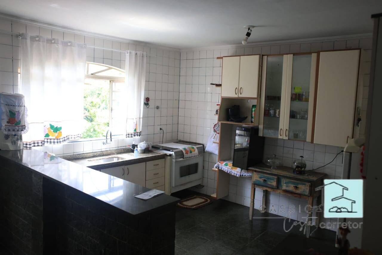 Chácara à venda com 3 quartos, 270m² - Foto 18
