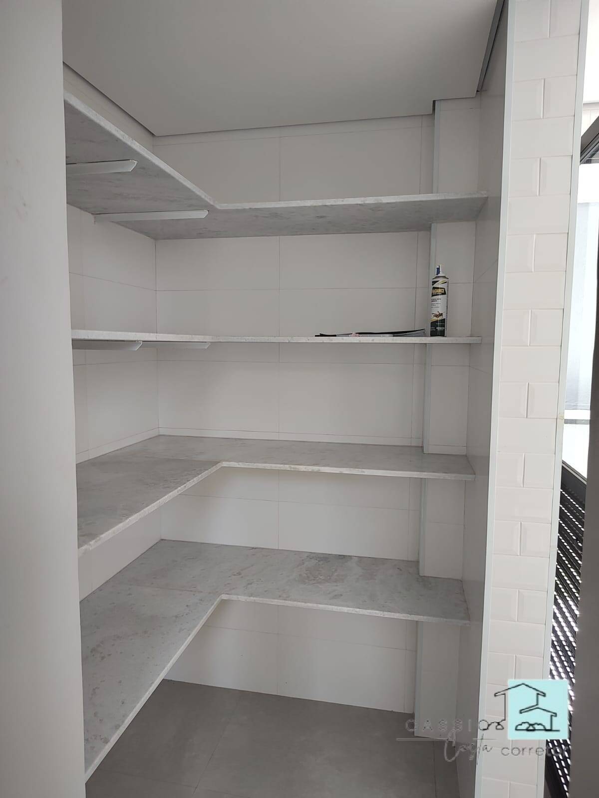 Casa de Condomínio à venda com 4 quartos, 288m² - Foto 8