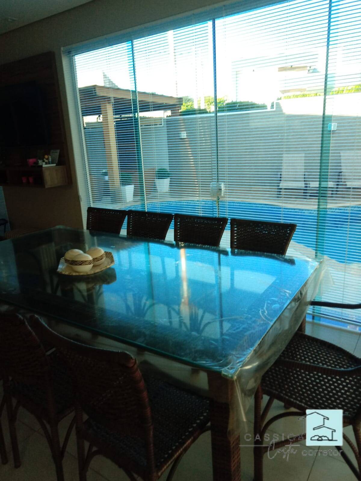 Casa à venda com 4 quartos, 290m² - Foto 17