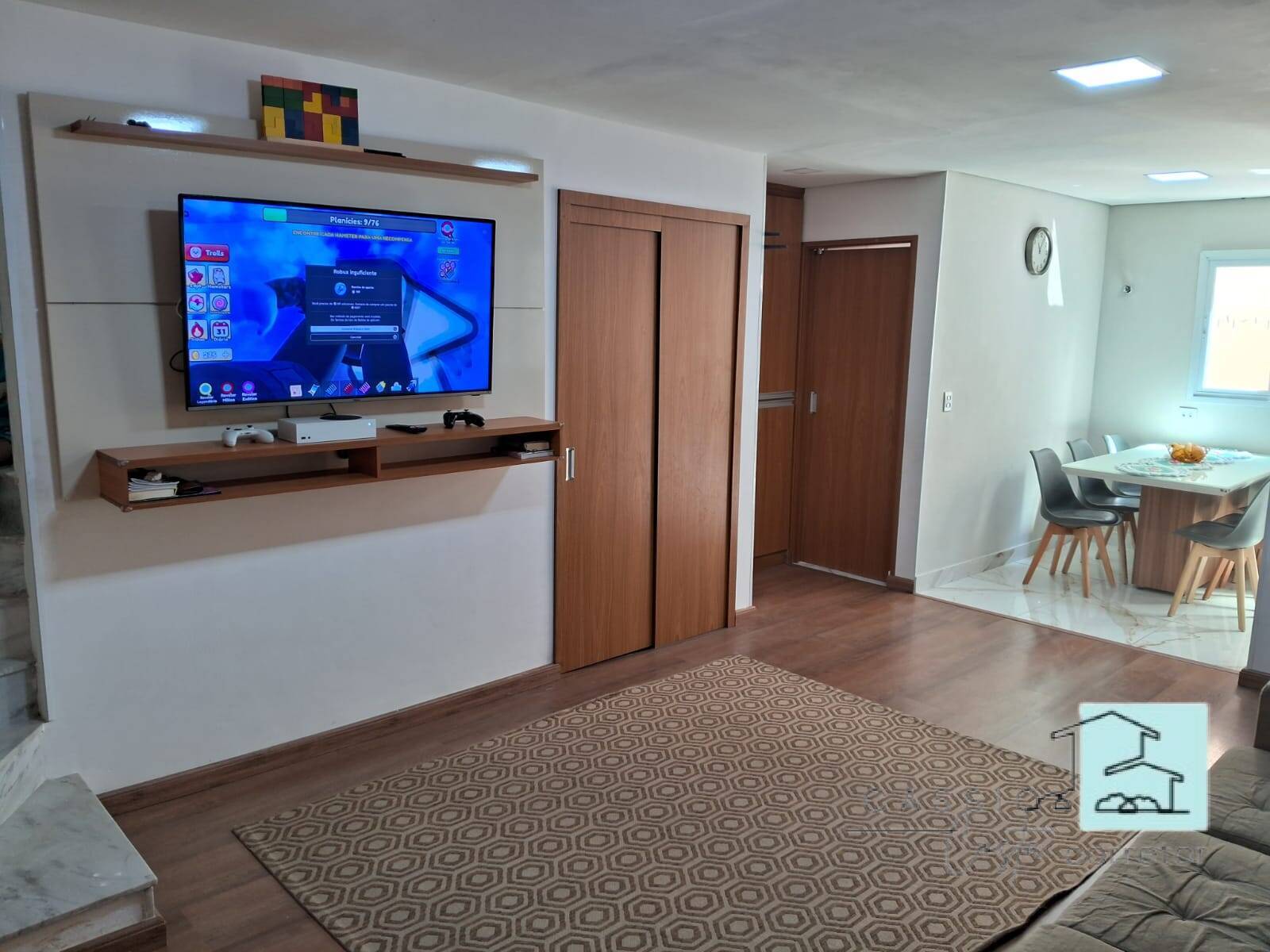 Casa à venda com 3 quartos, 93m² - Foto 11