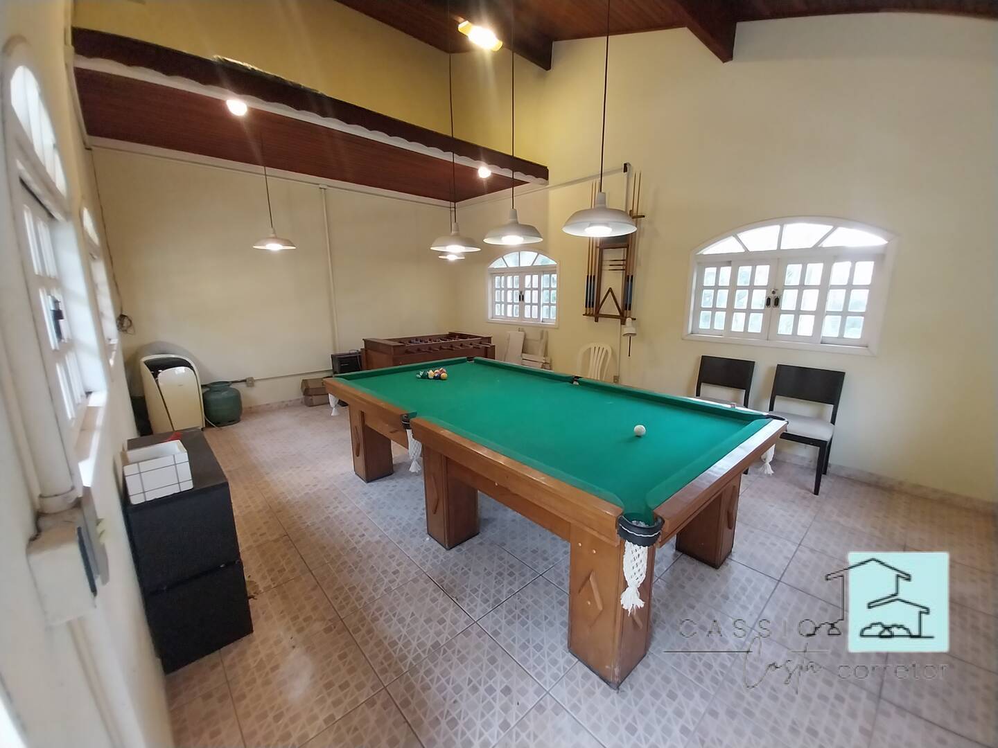 Casa, 3 quartos, 2700 m² - Foto 2