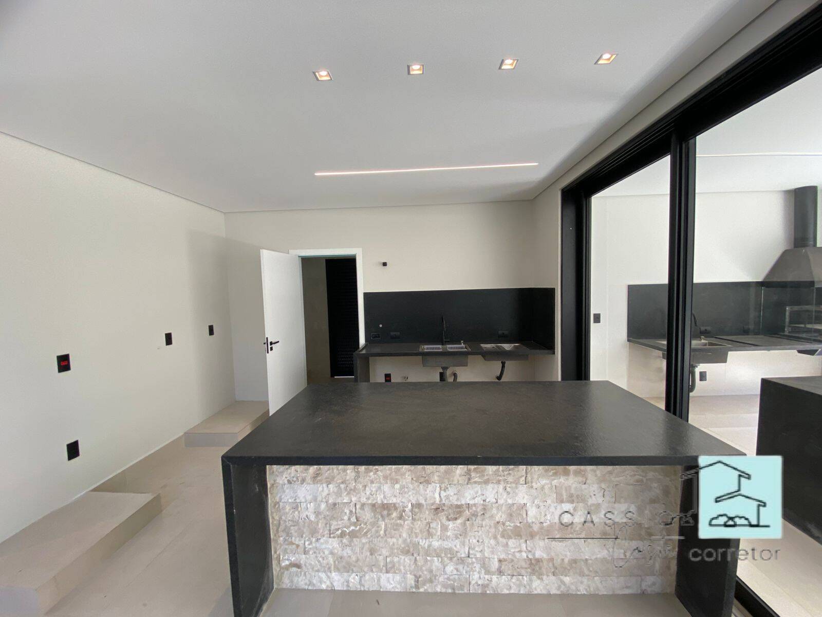 Casa, 3 quartos, 295 m² - Foto 18