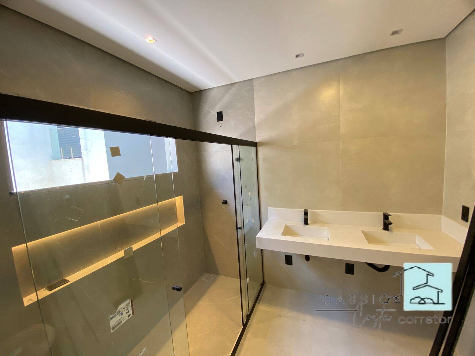 Casa, 3 quartos, 295 m² - Foto 24