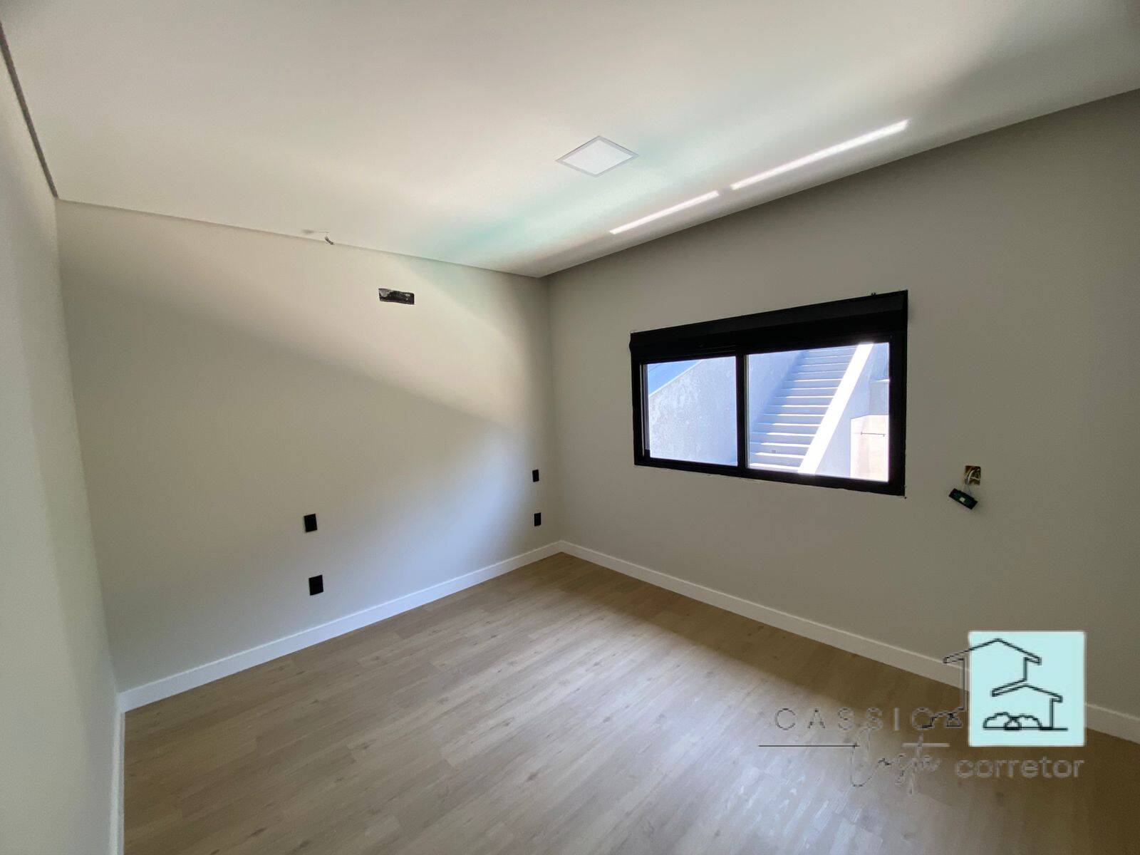 Casa, 3 quartos, 295 m² - Foto 30