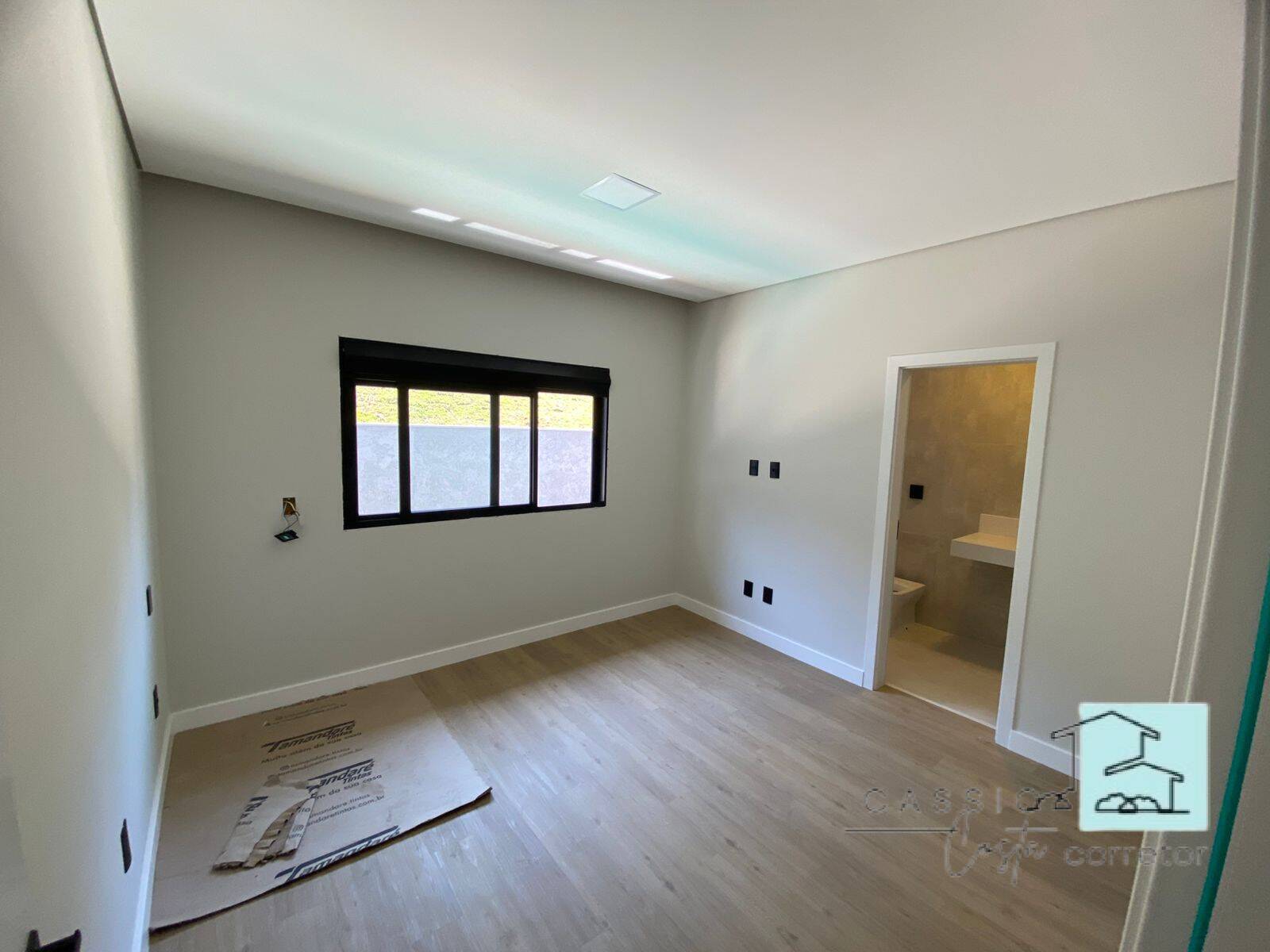 Casa, 3 quartos, 295 m² - Foto 34