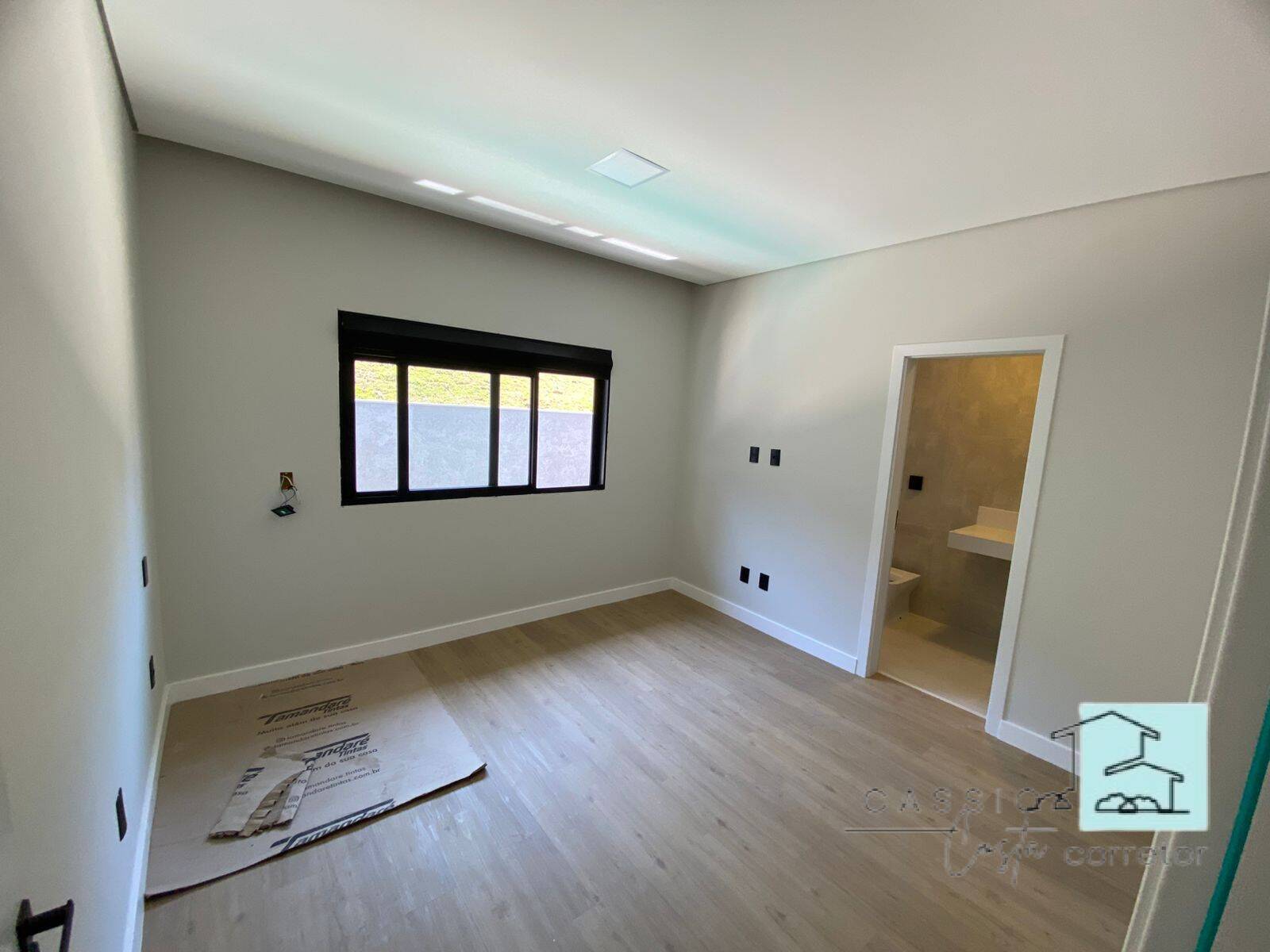 Casa, 3 quartos, 295 m² - Foto 35