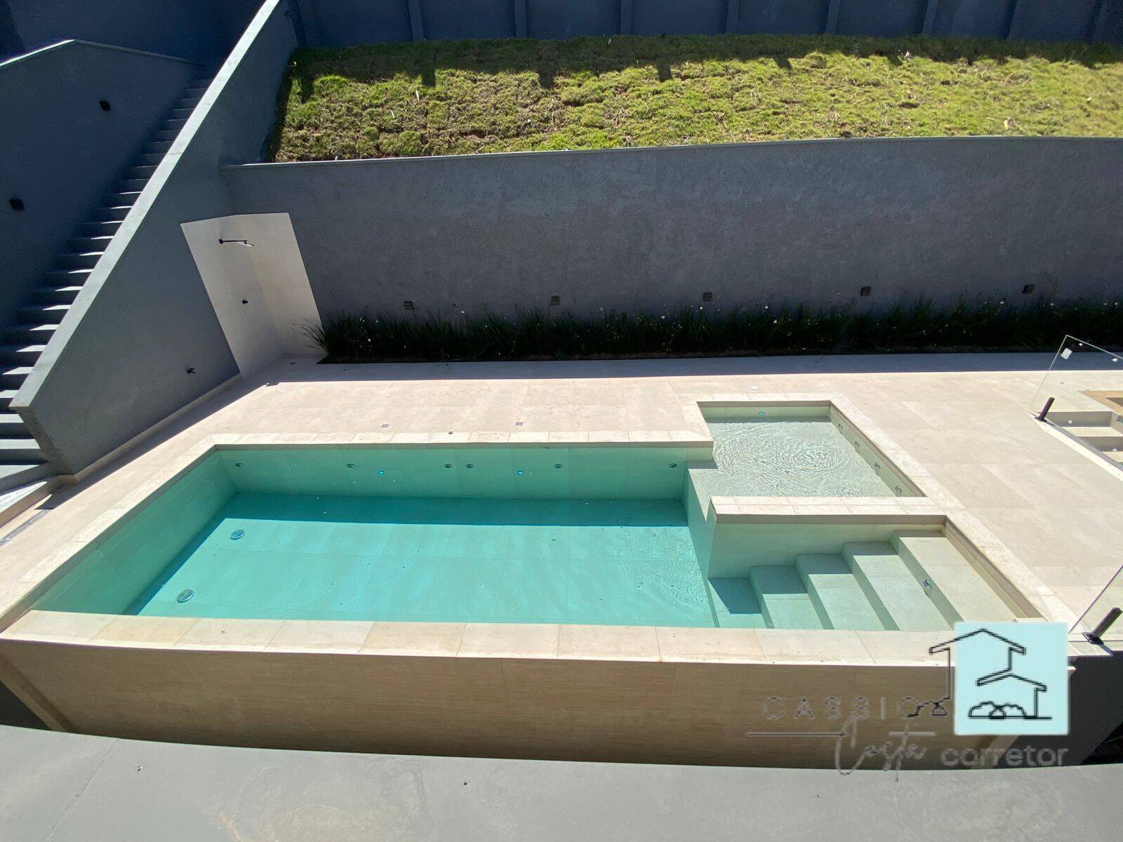 Casa, 3 quartos, 295 m² - Foto 38