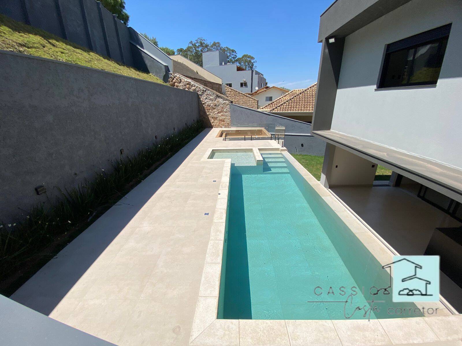 Casa, 3 quartos, 295 m² - Foto 56